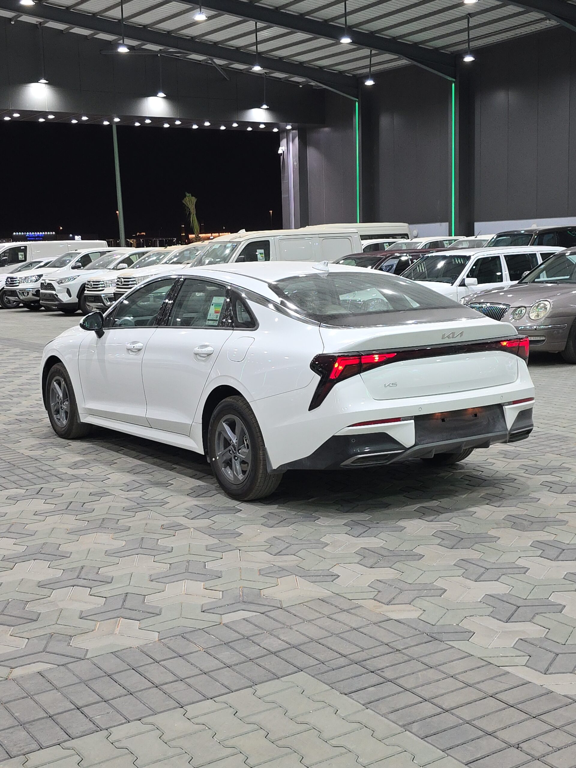 KIA K5