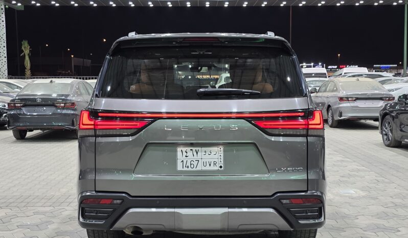 
								Lexus lx600 Grey full									