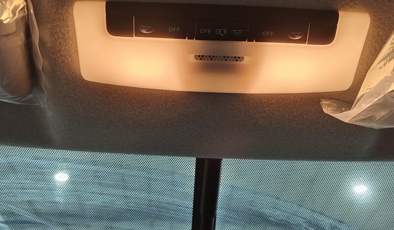 
								Nissan Kicks Mid Option 1.6 2024 full									