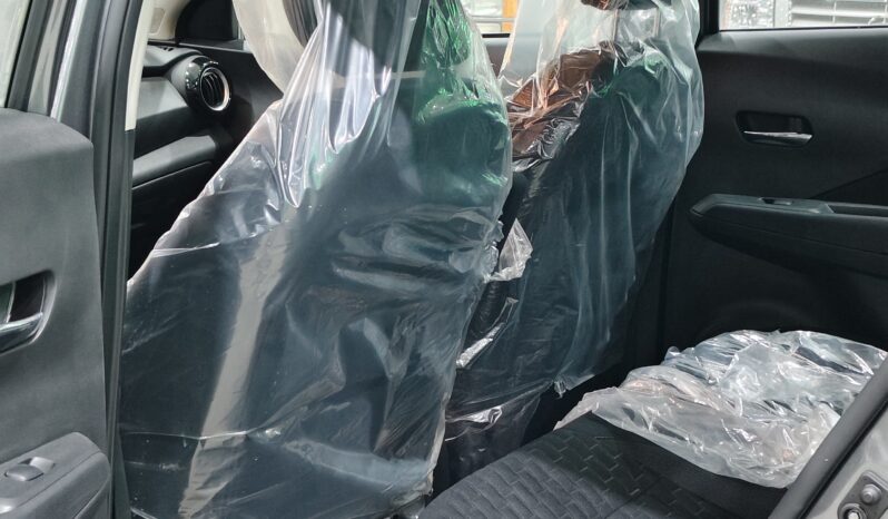 
								Nissan Kicks Mid Option 1.6 2024 full									