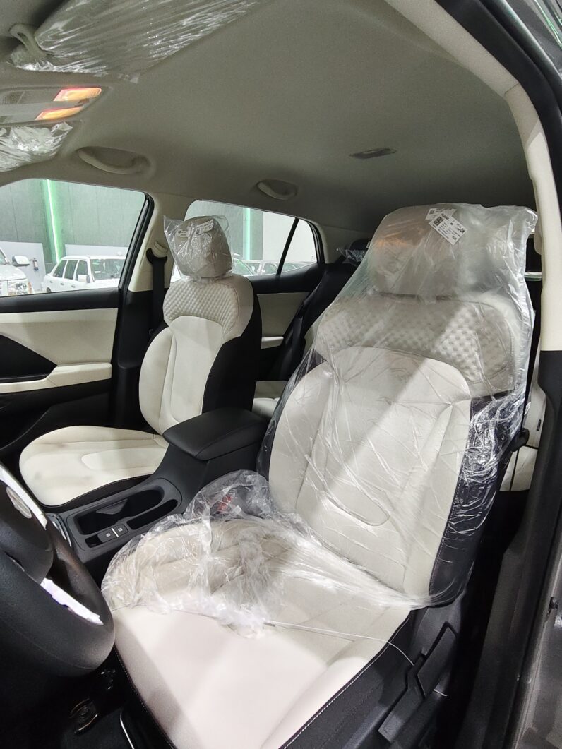 
								Hyundai Creta 1.5 2026 full									