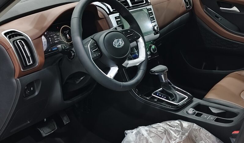 
								Hyundai Creta 1.5 2025 full									