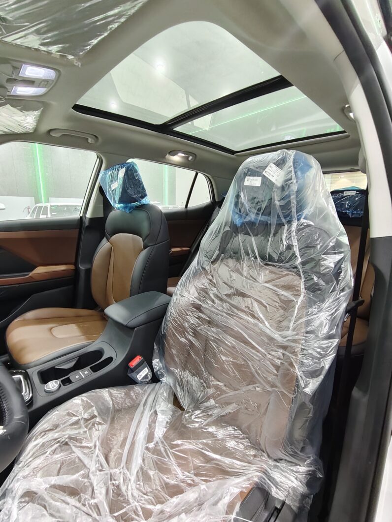 
								Hyundai Creta 1.5 2025 full									