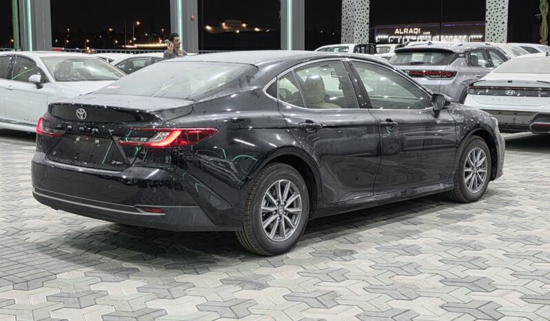 
								Toyota Camry-E-Hybrid 2.5 2026 full									
