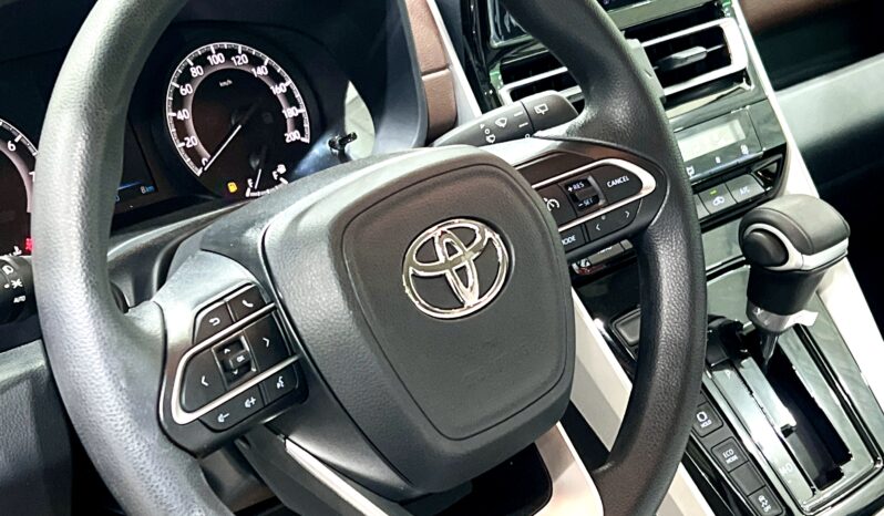 
								Toyota Innova 2.0 2025 full									