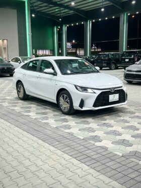 Toyota yaris Y-1.3 2026