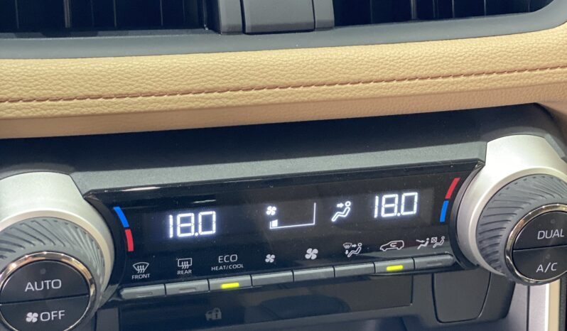 
								Toyota RAV4 Sunroof XLE Hybrid 2025 full									