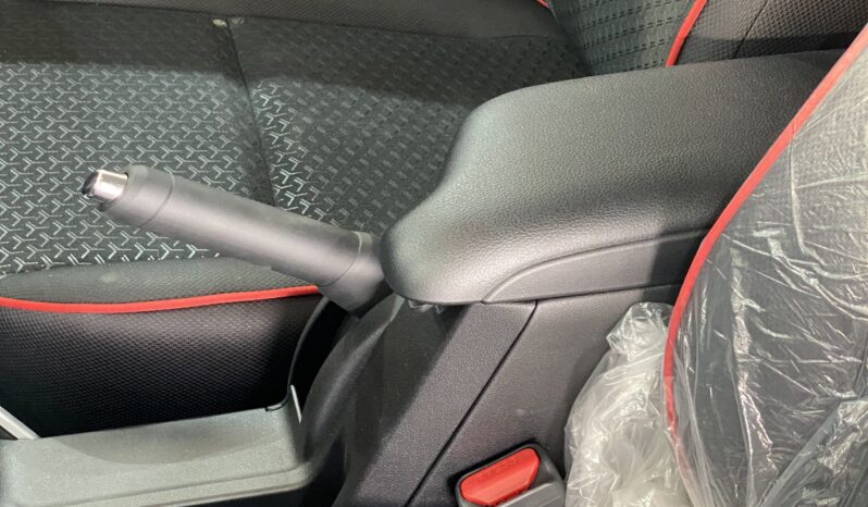 
								Toyota Raize-E 1.2 2026 full									