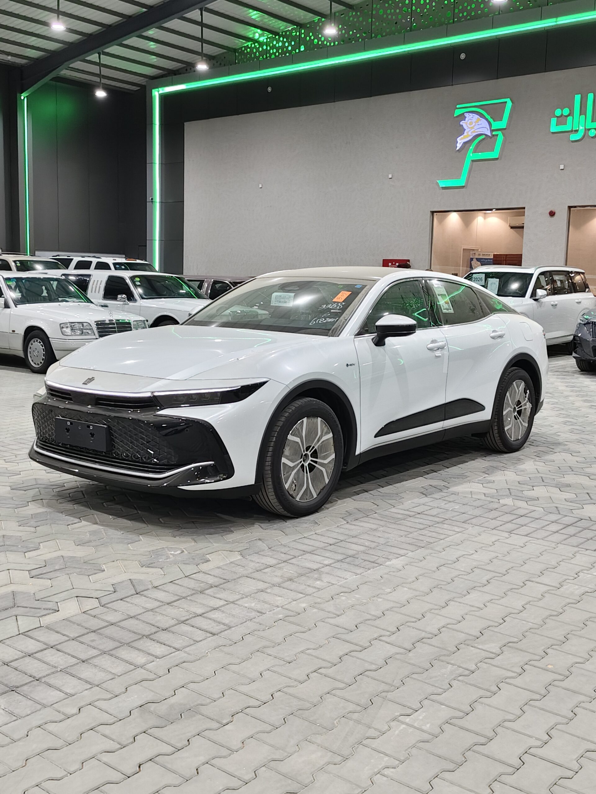 Toyota Crown Premium