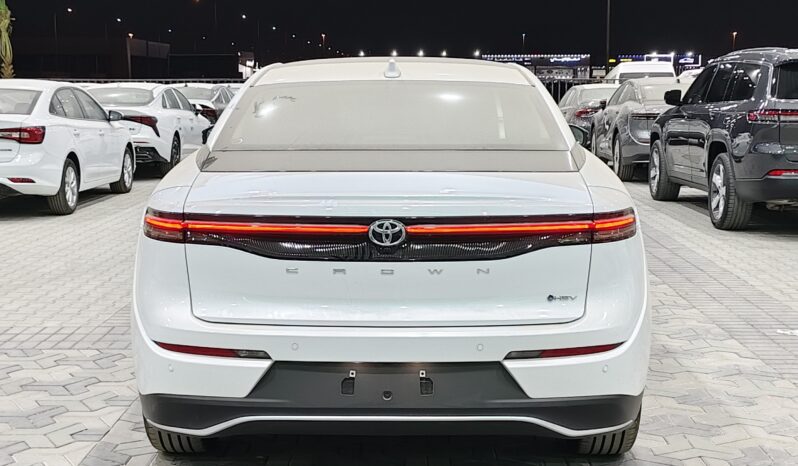 
								Toyota Crown Premium full									