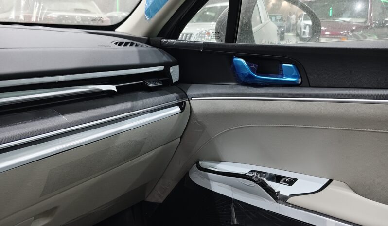 
								KIA K5 Full option 2.5 2026 full									