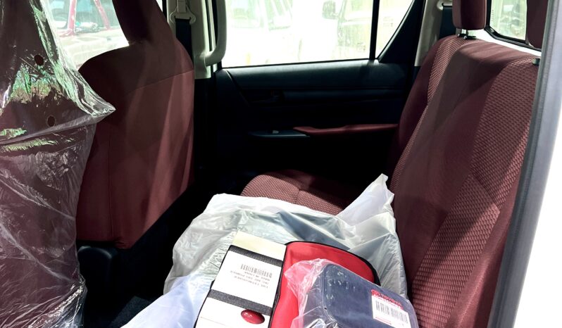 
								Toyota Hilux 2.4 Diesel Double Cab 2025 full									