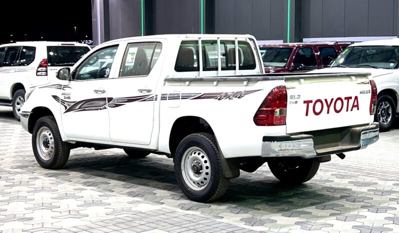 
								Toyota Hilux 2.4 Diesel Double Cab 2025 full									